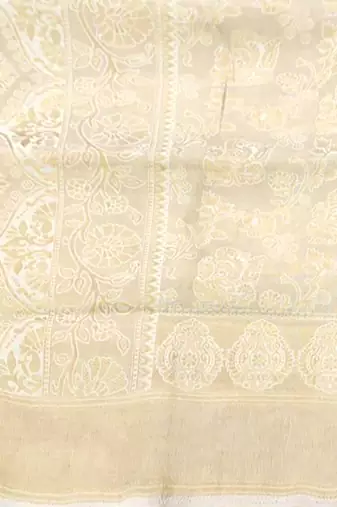 cream cream-coloured & gold-toned woven design zari silk blend banarasi saree