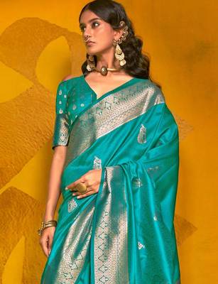 blue woven design zari banarasi saree 3