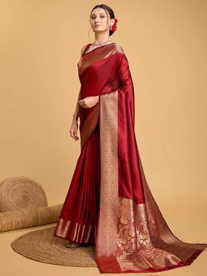 red ethnic motif zari woven banarasi saree with blouse 2