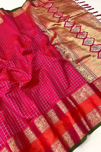pink pink & orange checked zari silk blend banarasi saree with blouse piece