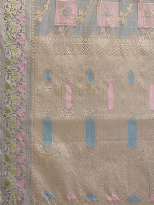 grey woven design zari banarasi saree 5
