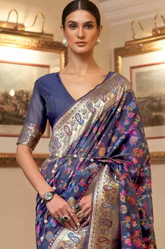 Green green & beige silk blend woven design banarasi saree