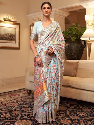 Gold woven design zari silk blend kanjeevaram saree 1