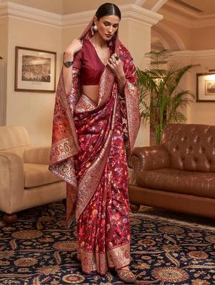 maroon maroon & gold-toned floral zari silk blend paithani saree 1