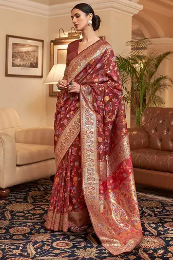 maroon maroon & gold-toned floral zari silk blend paithani saree