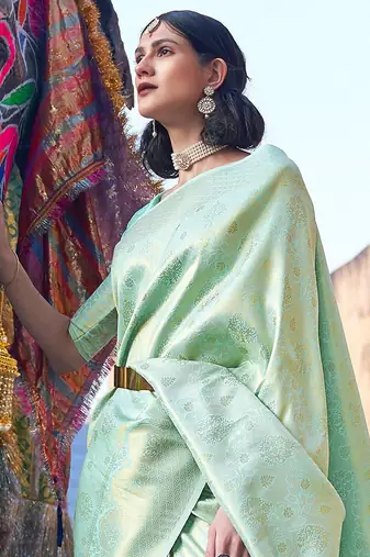 Red red woven design zari silk blend paithani saree