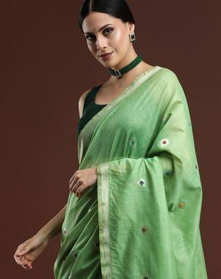 green floral muga saree 4