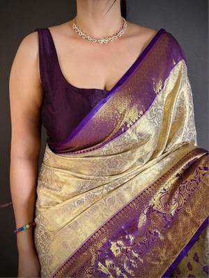 gold woven design zari silk blend kanjeevaram saree 5