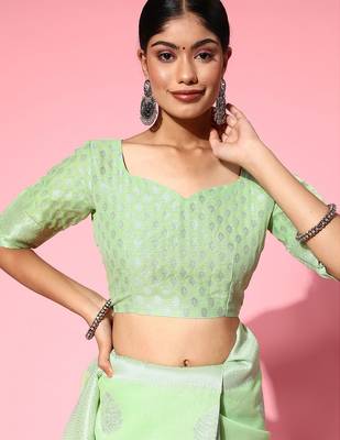 green floral saree with woven design border 5