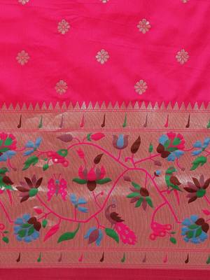 Coral coral & gold-toned ethnic motifs woven design zari saree 4