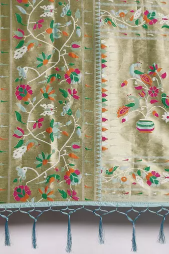 blue blue & gold-toned ethnic motifs silk blend saree