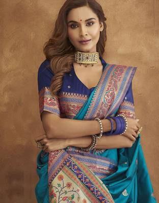 blue blue & red woven design zari silk blend paithani saree 4