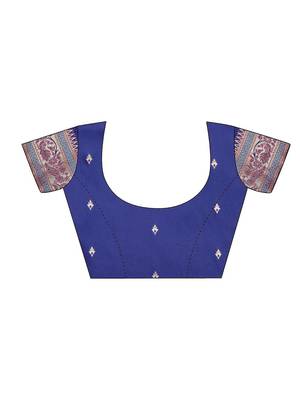 blue blue & red woven design zari silk blend paithani saree 5