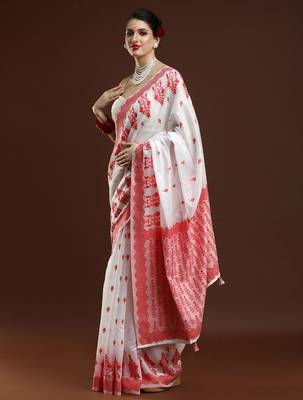 white geometric printed cotton saree with blouse 3