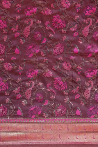 Cream cream-coloured & red floral silk blend saree