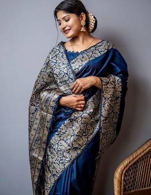 Black abstract sequinned saree 3