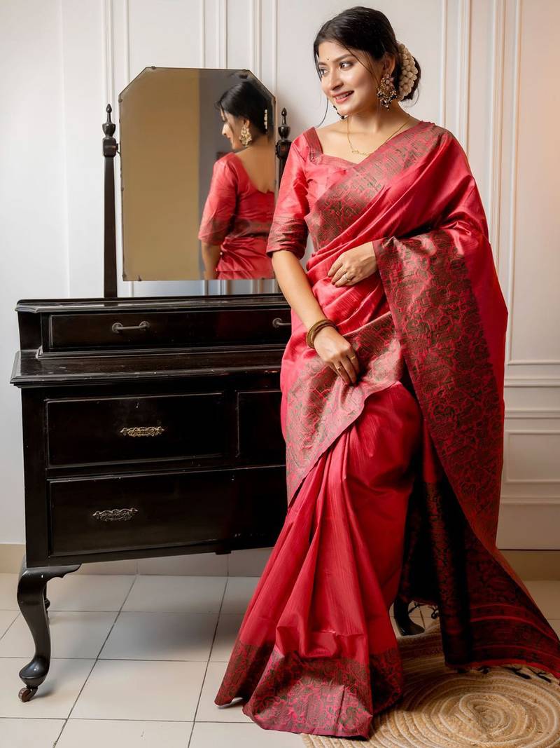 Pink woven design zari silk blend paithani saree with blouse piece
