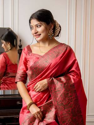 Pink woven design zari silk blend paithani saree with blouse piece 2