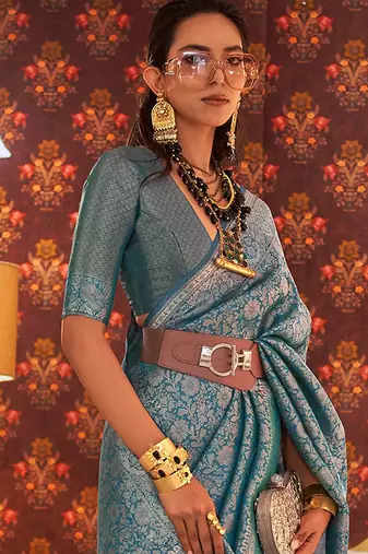 blue blue & gold-toned floral woven design zari banarasi saree