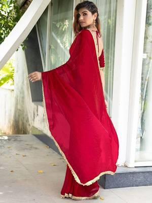 Beige floral woven design saree 4
