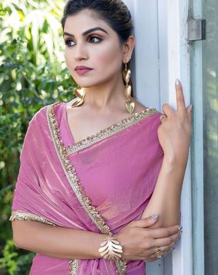 purple embellished saree with unstitched blouse 5