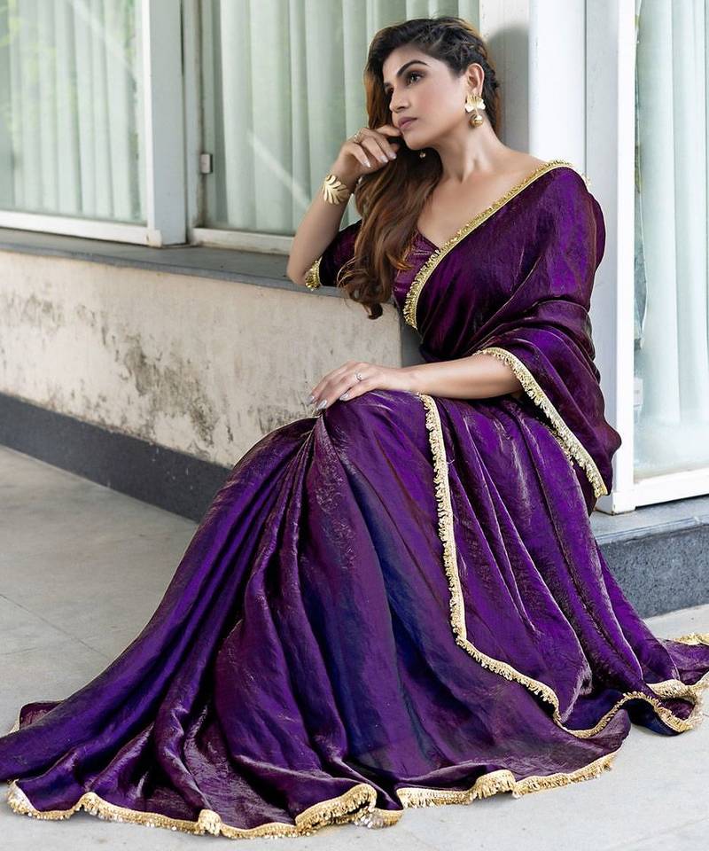 pink women embellished satin saree with unstitched blouse