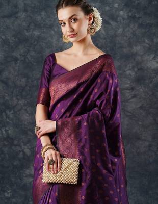 Pink pink & purple zari silk blend patola saree 4