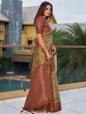 beige floral woven design saree 2