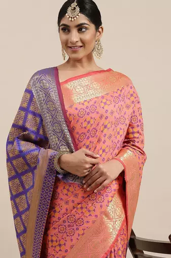 Magenta women magenta nylon woven design saree