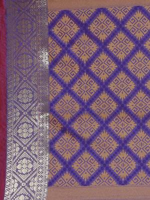 Magenta women magenta nylon woven design saree 5