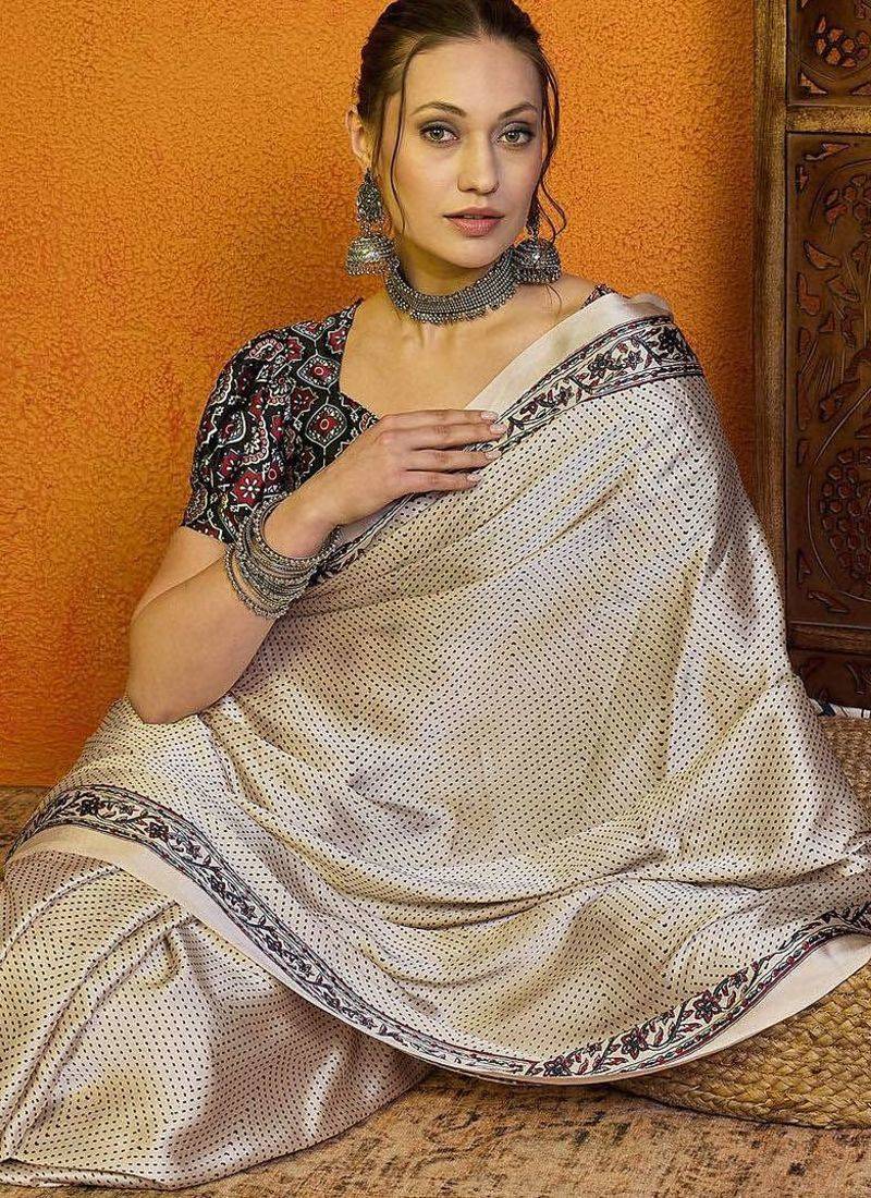 Orange woven design zari paithani saree