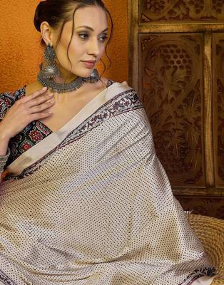 Orange woven design zari paithani saree 4