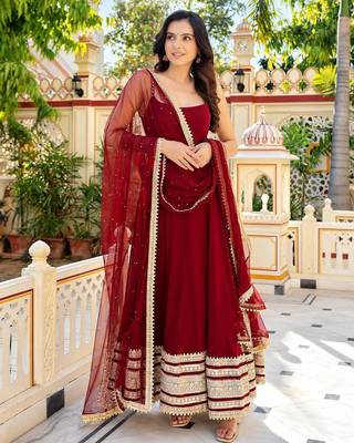 Maroon faux blooming embroidery party wear anarkali suit set 2