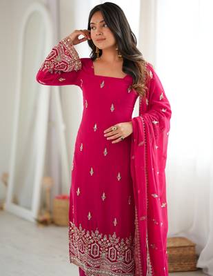 Pretty Rani Pink Bead Work Georgette Function Wear Pant Suit 5