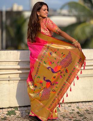 peach woven design zari paithani saree 3