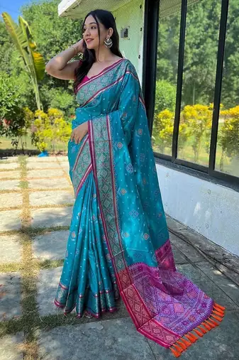 blue blue & magenta woven design zari patola saree