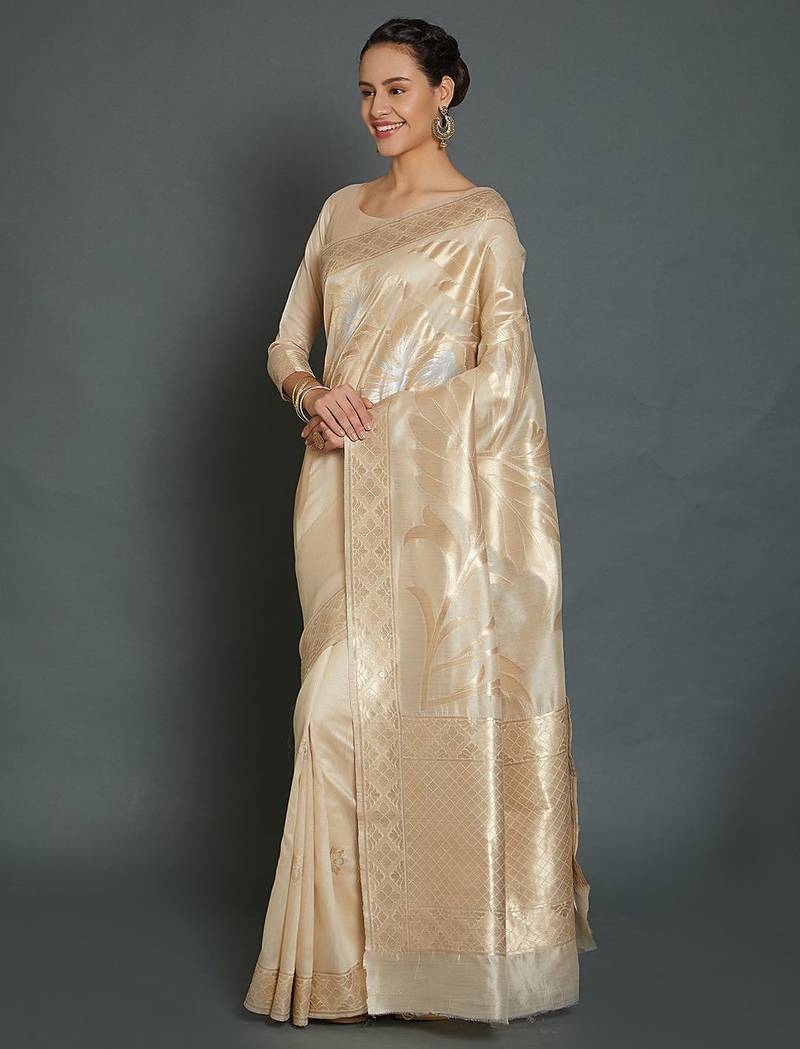 beige beige silk blend woven design kanjeevaram saree