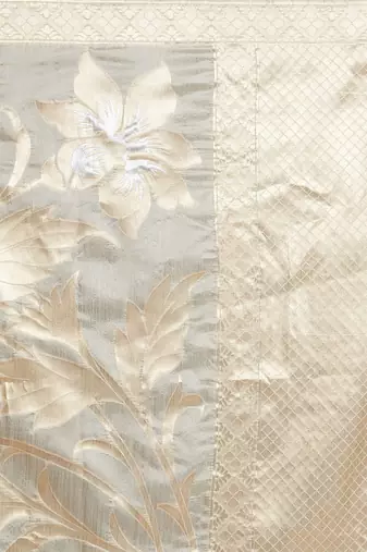 beige beige silk blend woven design kanjeevaram saree