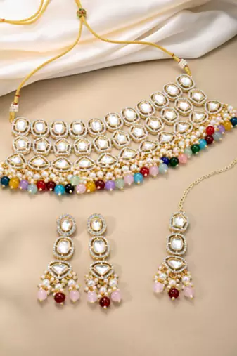 gold-plated stone-studded & beaded jewellery set