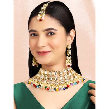 gold-plated stone-studded & beaded jewellery set 2
