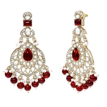 gold-plated antique kundan maang tika and earrings 4