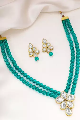 gold-plated stones & beads-studded jewellery set