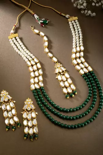 gold plated kundan pearl stone studded jewellery set