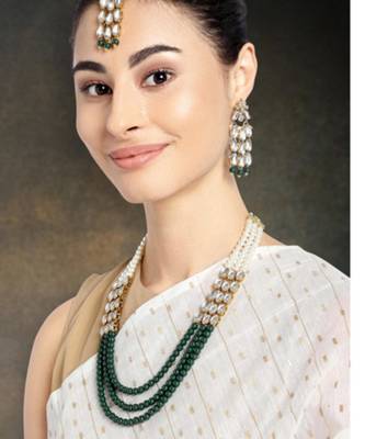 gold plated kundan pearl stone studded jewellery set 2