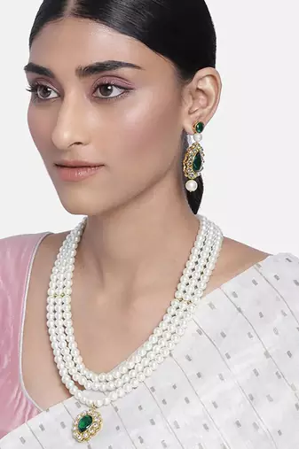women white & gold-plated traditional pearl jewellery set