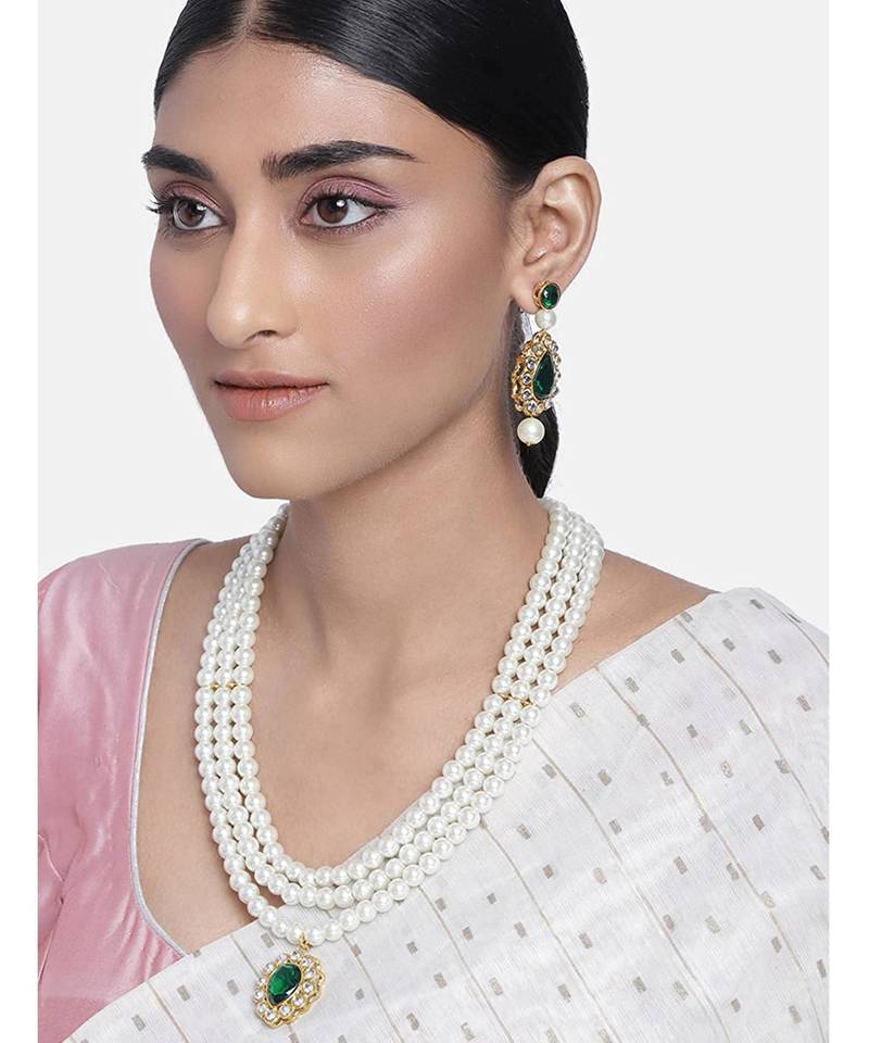 women white & gold-plated traditional pearl jewellery set