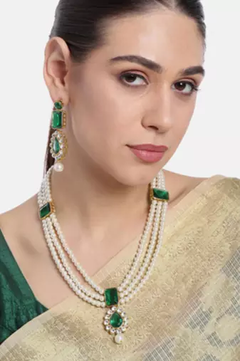 green & white gold-plated kundan long necklace earring jewellery set
