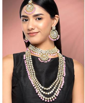 gold-plated kundan-studded & beaded jewellery set 2