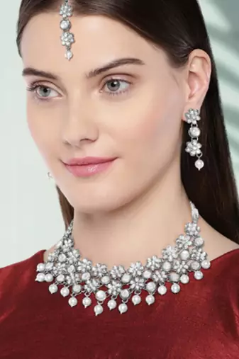 silver-plated artificial stones and -studded jewellery set with maangtikka