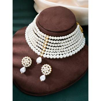 gold-plated stone studded & beaded jewellery set 1